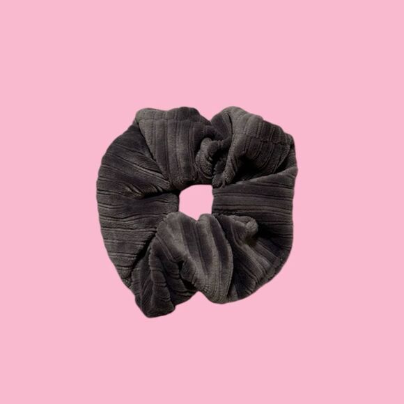 Velvet Scrunchie Bundle - Picture 3 of 11